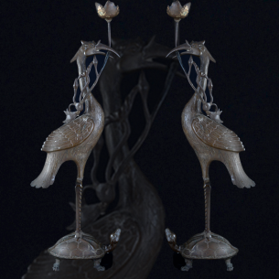 Chân đèn "Qui - Hạc"