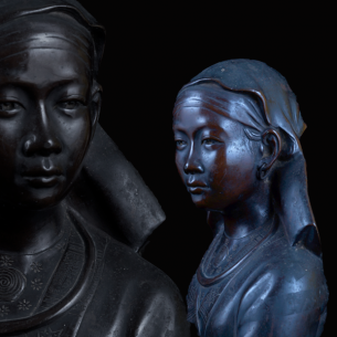 Tượng bán thân phụ nữ